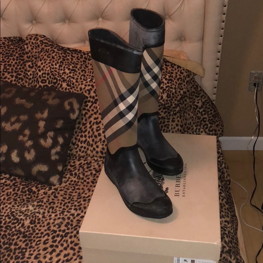 Burberry Rainboots
